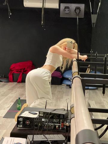 Полина Молодая Брюнетка фото 5